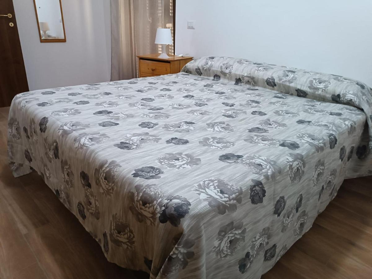 Cottage Ostiaantica Екстериор снимка